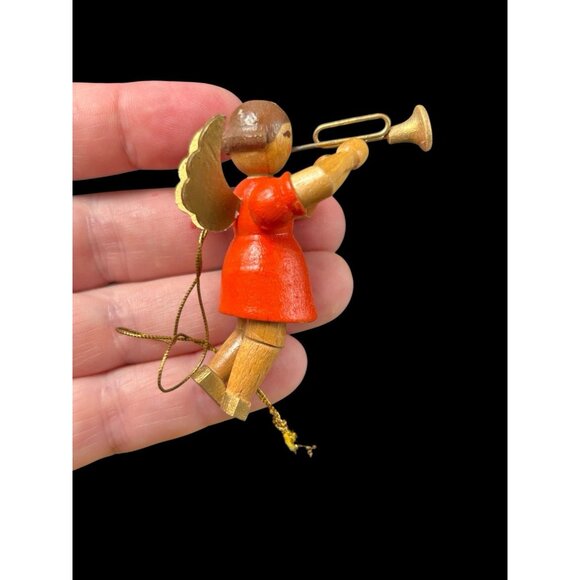 Erzgebirge Figure Ornament Wooden Angel playing Trumpet Musical Instrument 2.5" - Picture 2 of 10